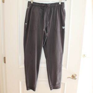 Reebok joggers (men’s L)